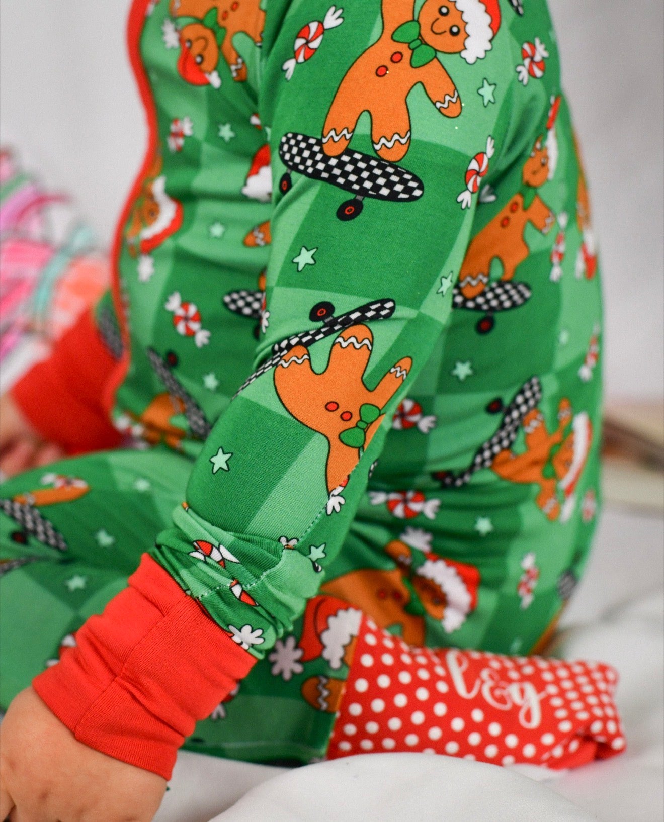 ginger-shred-men zip romper